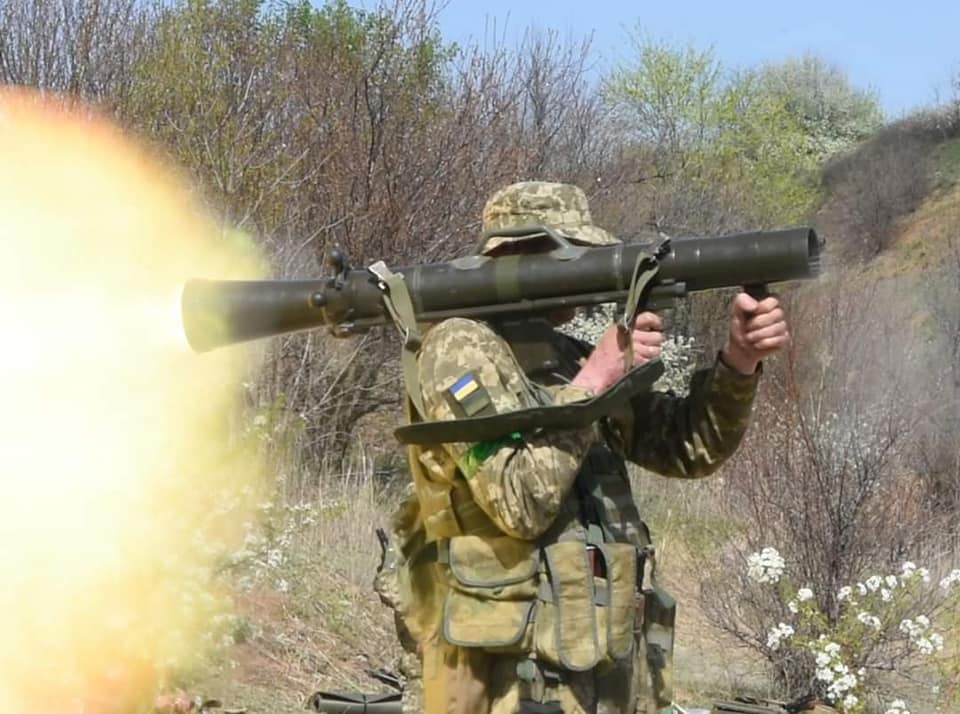 Carl Gustaf Recoilless Rifle — Grenade Launcher