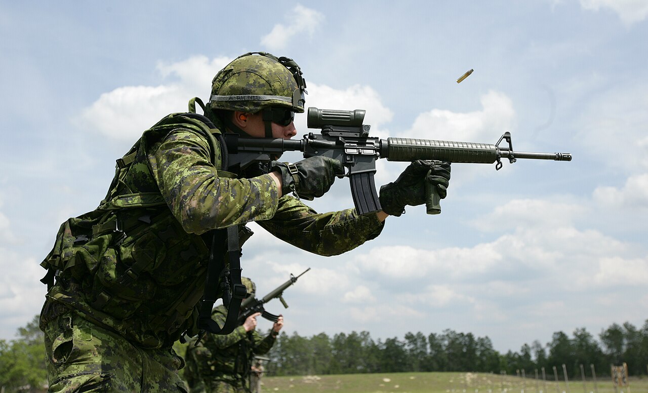 Colt Canada C7A2 — Assault Rifle