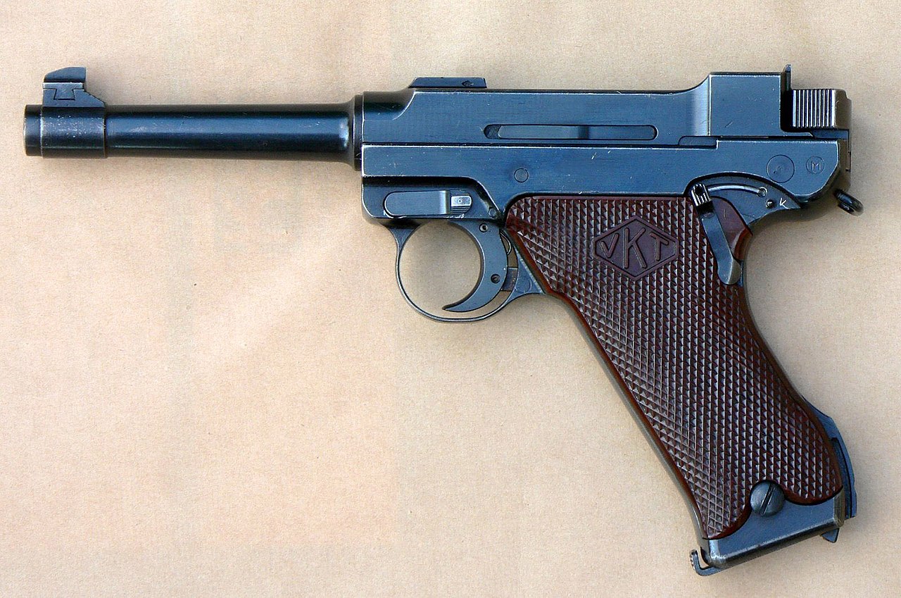 Lahti L-35 — Pistol