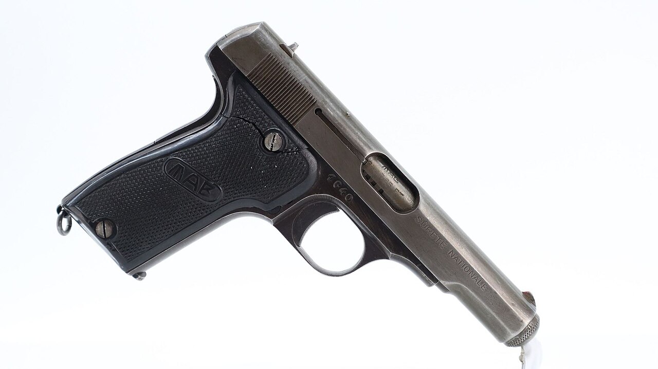 MAB Model D — Pistol