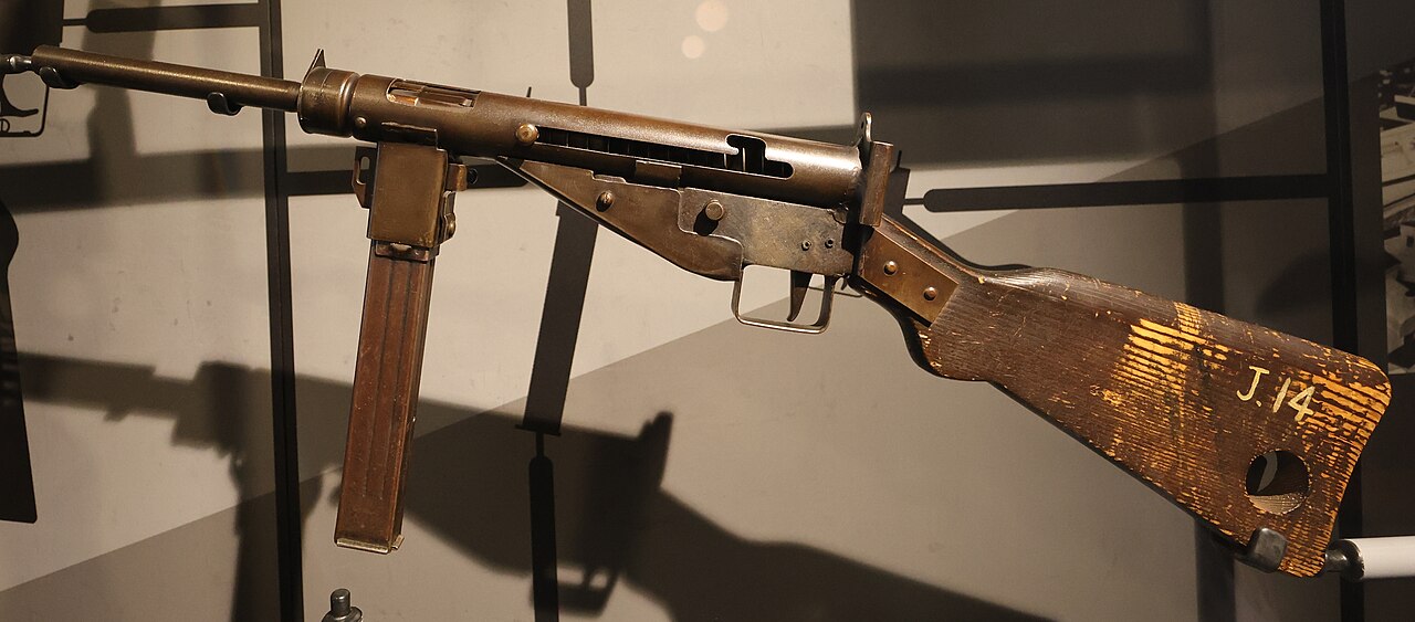 MP 3008 — Submachine Gun